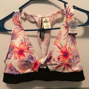 PINK Tropical Floral Twist Sports Bra